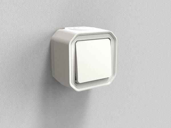 Legrand Wechselschalter 069751L