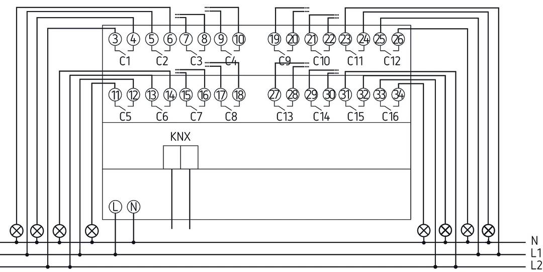 Schaltplan einer elektrischen Schaltung mit Kondensatoren, Klemmen und Verbindungen. Hauptfokus auf Stromkreisläufe und Bauteilverbindungen.