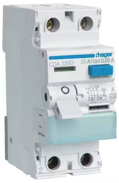 Ein FI-Schutzschalter mit der Aufschrift 'Hager CDA 225D', 25 A, 30 mA. Schützt elektrische Schaltungen vor Fehlerströmen.