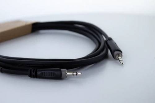 Cordial 14828 Klinke Audio Anschlusskabel [1x Klinkenstecker 3.5 mm - 1x Klinkenstecker 3.5 mm] 1 m