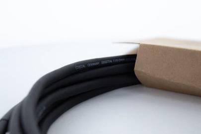 Cordial ED 10 FM XLR Verbindungskabel [1x XLR-Buchse 3 polig - 1x XLR-Stecker 3 polig] 10m Schwarz