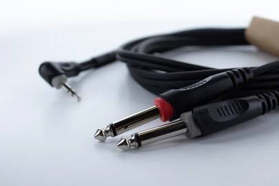 Cordial 14867 Audio Y-Adapter [1x Klinkenstecker 3.5mm - 2x Klinkenstecker 6.3mm (mono)] 1.50m Schwarz PVC-Mantel