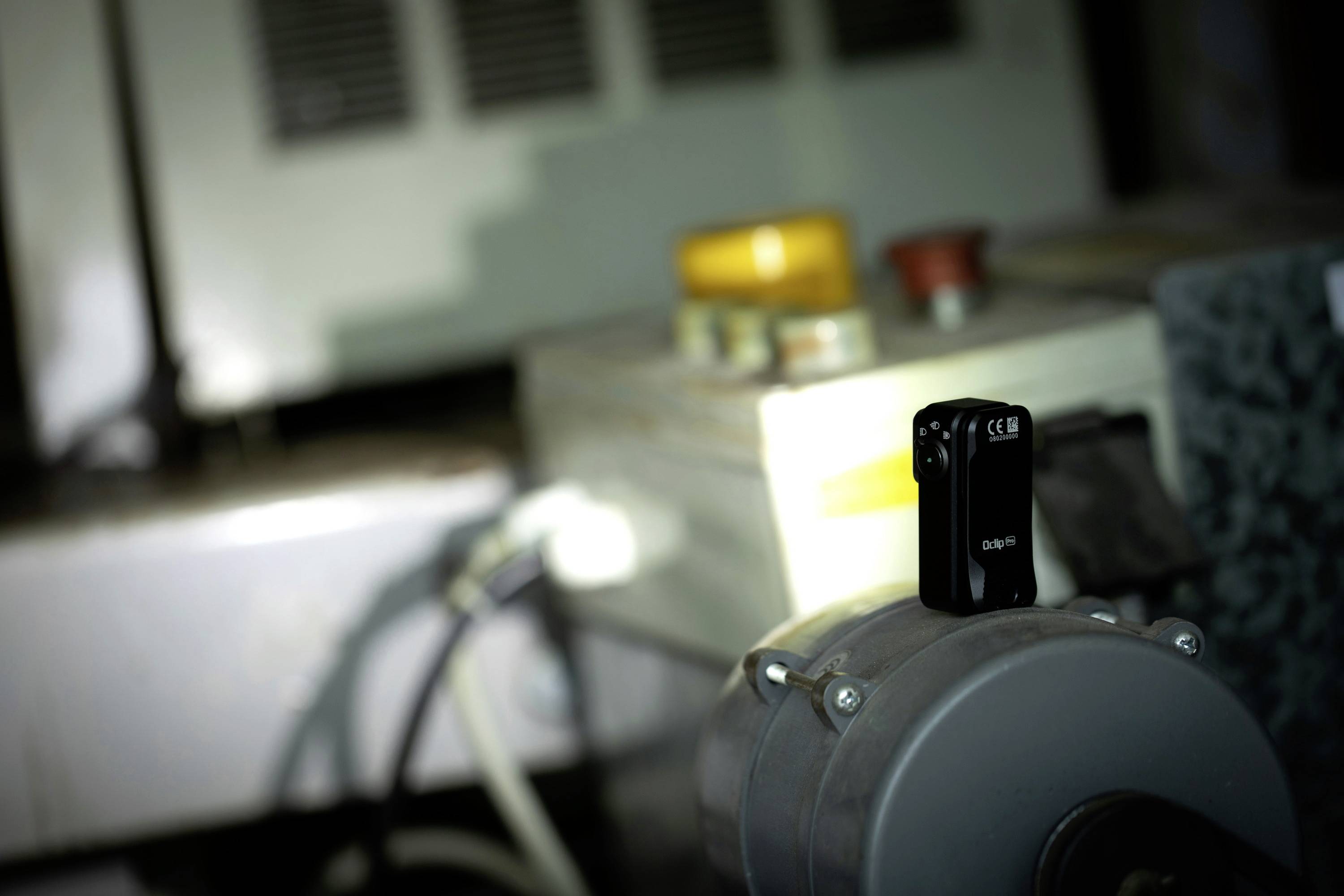 OLight 12894 Oclip Pro Mobile Kleinleuchte LED Schwarz