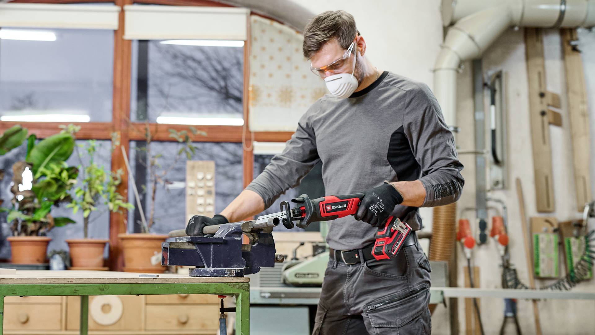 Einhell TE-AP 18/13 Li - Solo Akku-Universalschneider 4326315 ohne Akku, ohne Ladegerät, mit Zubehör 18 V