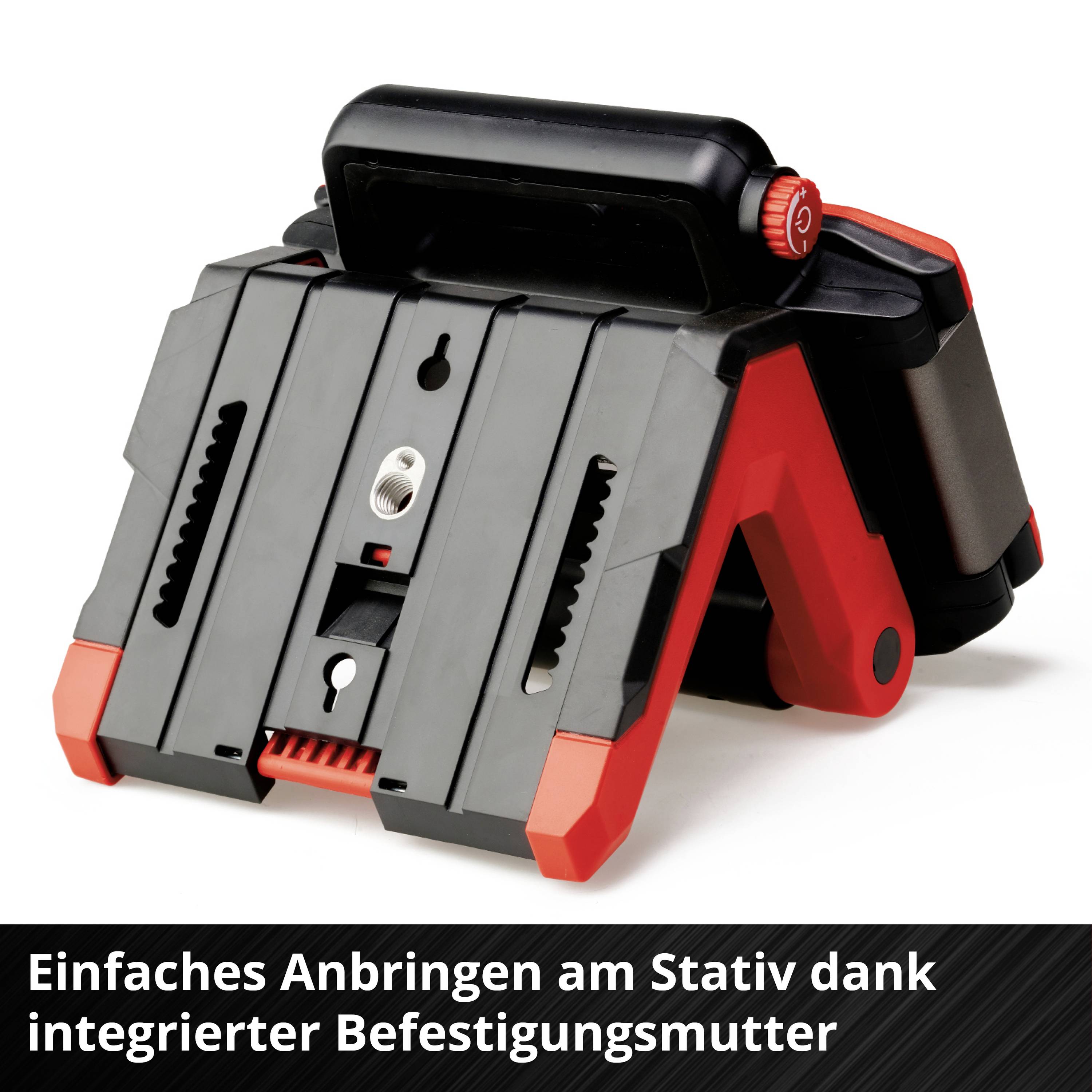 Rotes und schwarzes Gerät zur einfachen Befestigung an Stativen; Text: 'Einfaches Anbringen am Stativ dank integrierter Befestigungsmutter'.