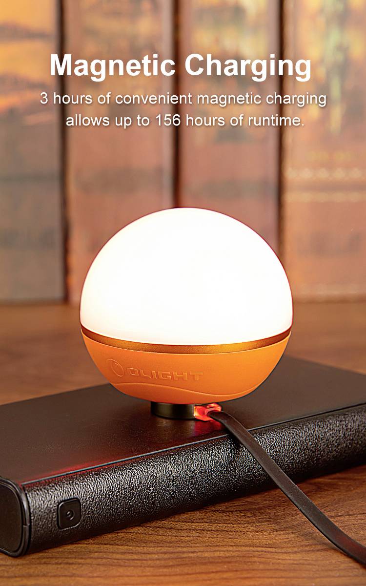 'Magnetisches Laden' auf einer Leuchte. '3 Stunden magnetisches Laden ermöglichen bis zu 156 Stunden Laufzeit.'