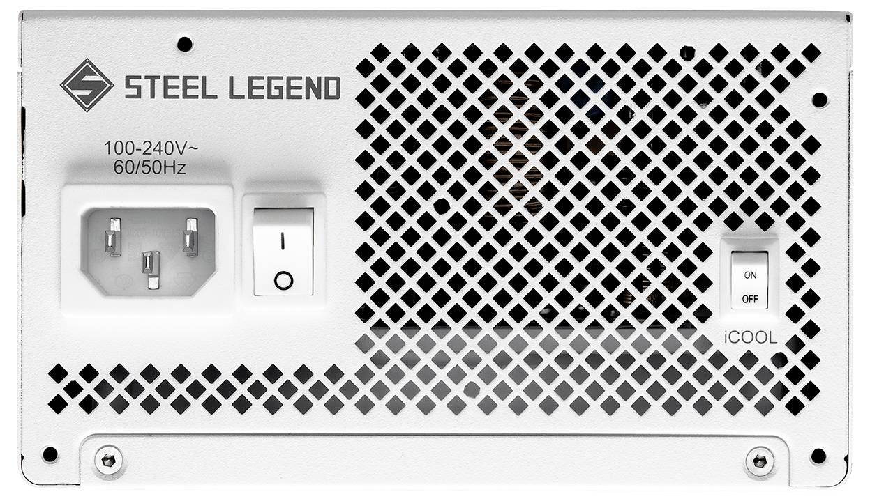 Rückseite eines Computernetzteils der Marke Steel Legend mit Lüftungsgitter, Ein-/Aus-Schalter und Spannungsangaben.