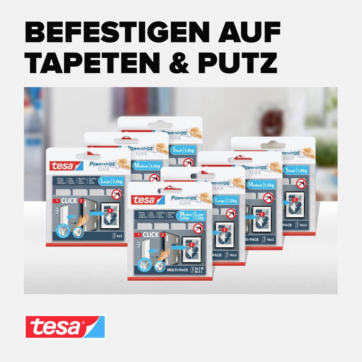 'Produktverpackungen von tesa Powerstrips' vor unscharfem Hintergrund. Text: 'Befestigen auf Tapeten & Putz'.