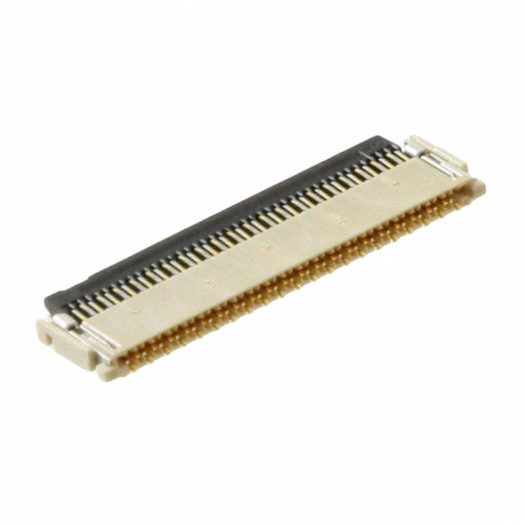 Eine Nahaufnahme einer beige und schwarzen elektronischen Steckverbinderkomponente mit mehreren kleinen Stiften zur Leiterplattienintegration.