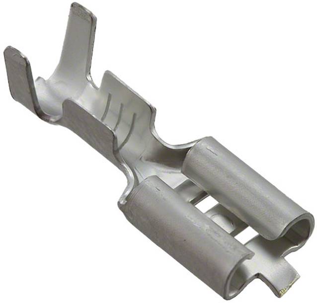 Ein Metallverbindungsclip mit zwei zylindrischen Öffnungen und einer gebogenen Basis. Wird zum Befestigen von elektrischen Komponenten verwendet.