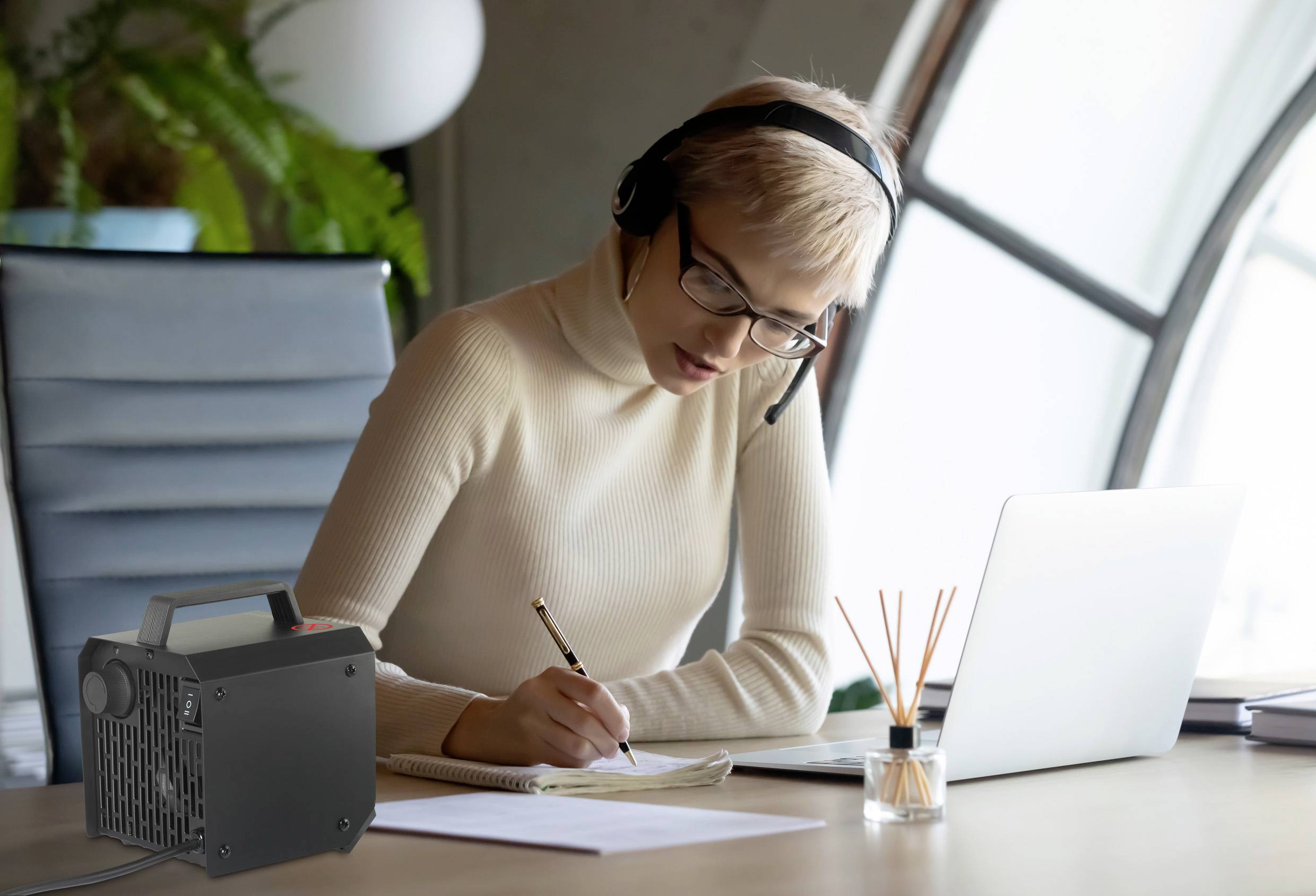 Sygonix SY-6735636 PTC-Heizgerät 10m² Schwarz