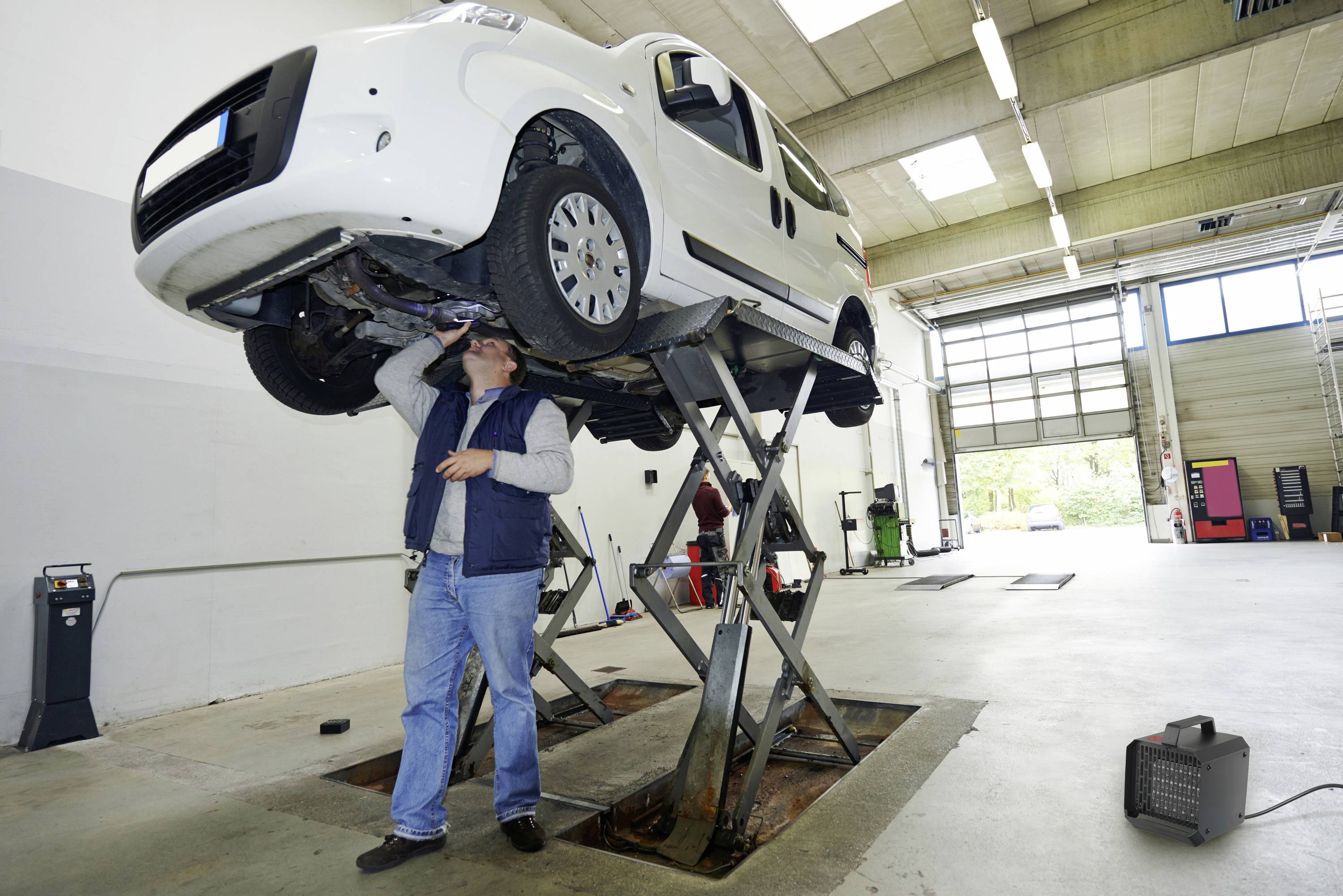 Sygonix SY-6735636 PTC-Heizgerät 10m² Schwarz