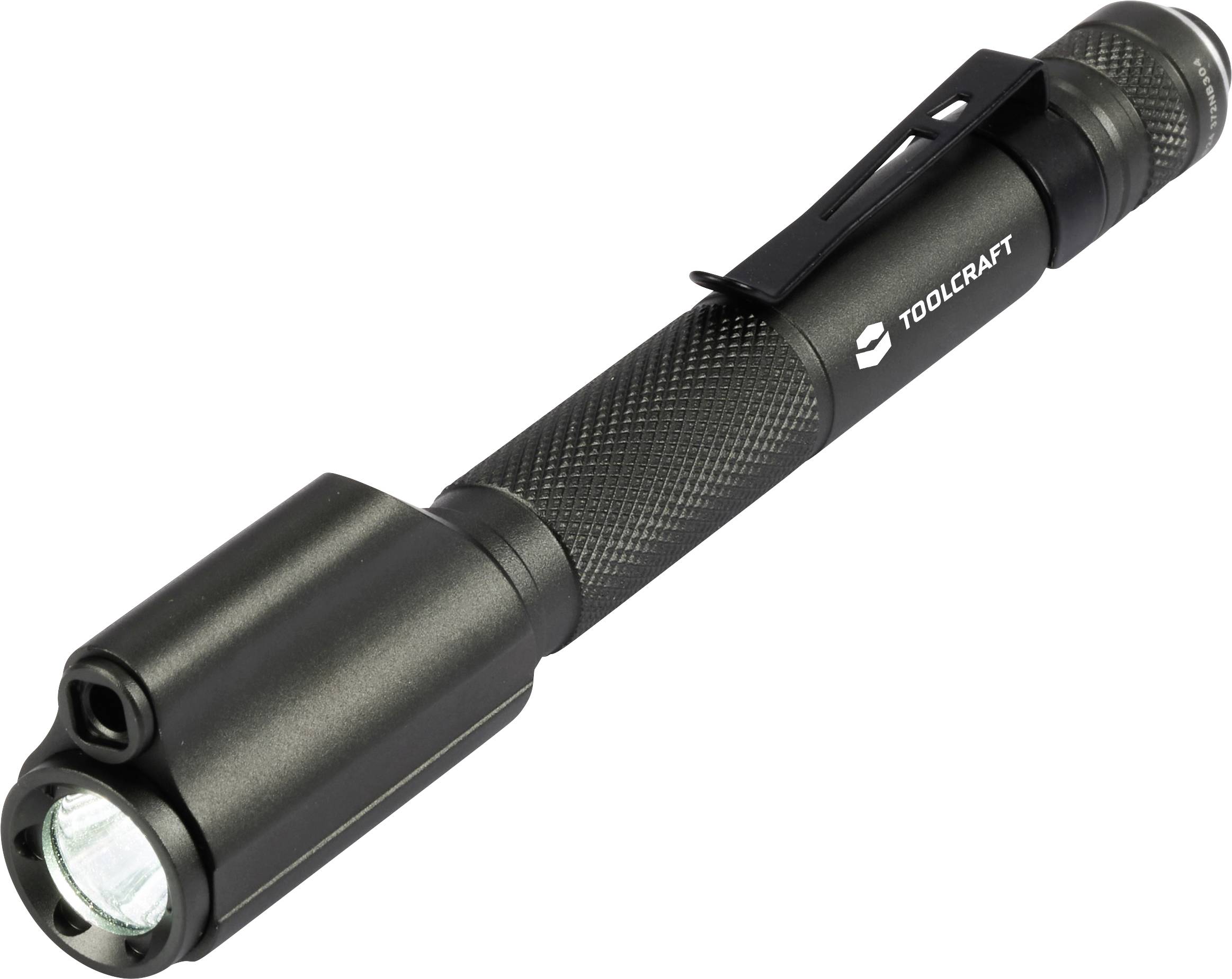 Schwarze Stabtaschenlampe mit Clip und geprägtem Griff, seitlicher Knopf zur Bedienung. Markenname 'Toolcraft' aufgedruckt.