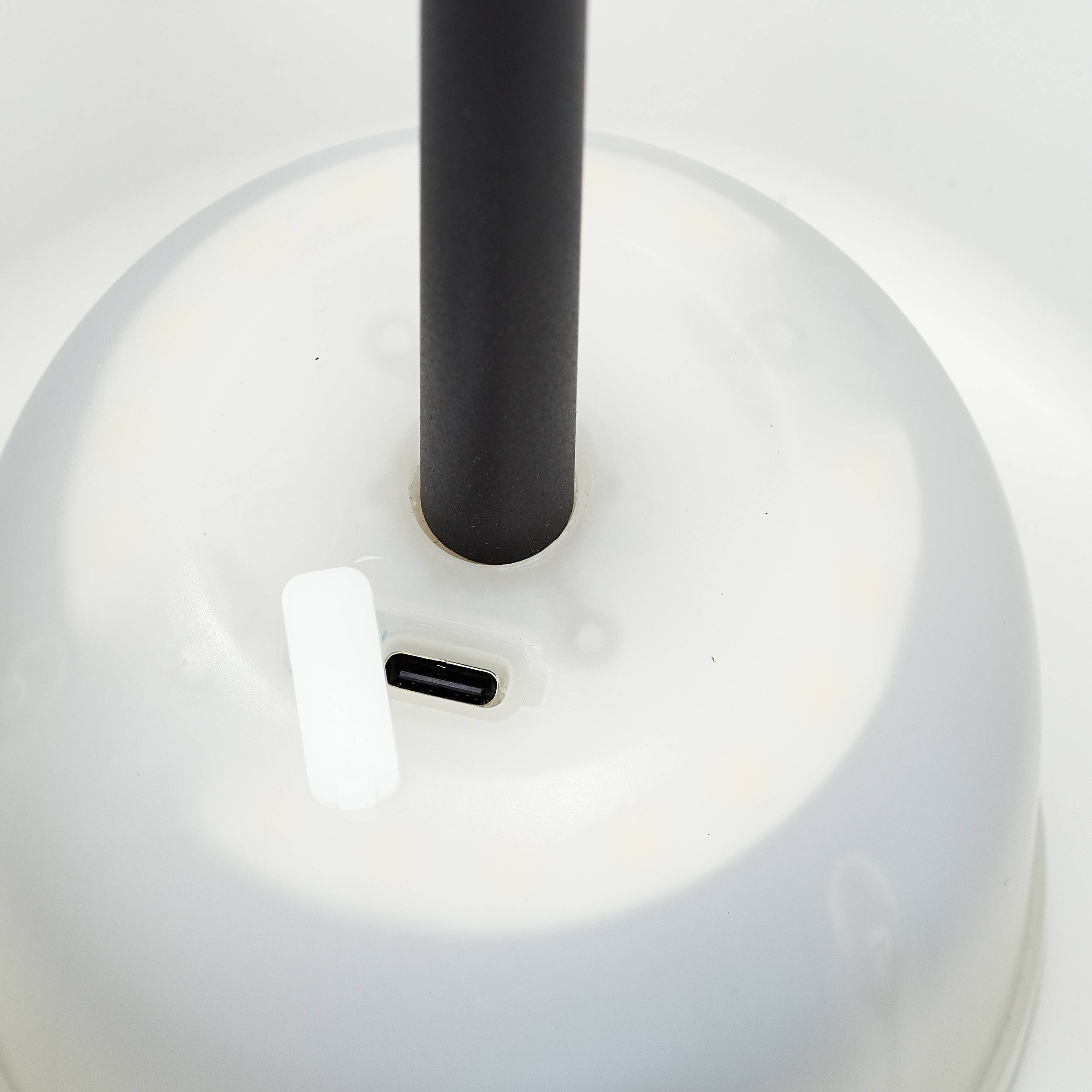 Brilliant G40890/06 Kaami LED-Außenstandleuchte LED LED fest eingebaut 4W Schwarz