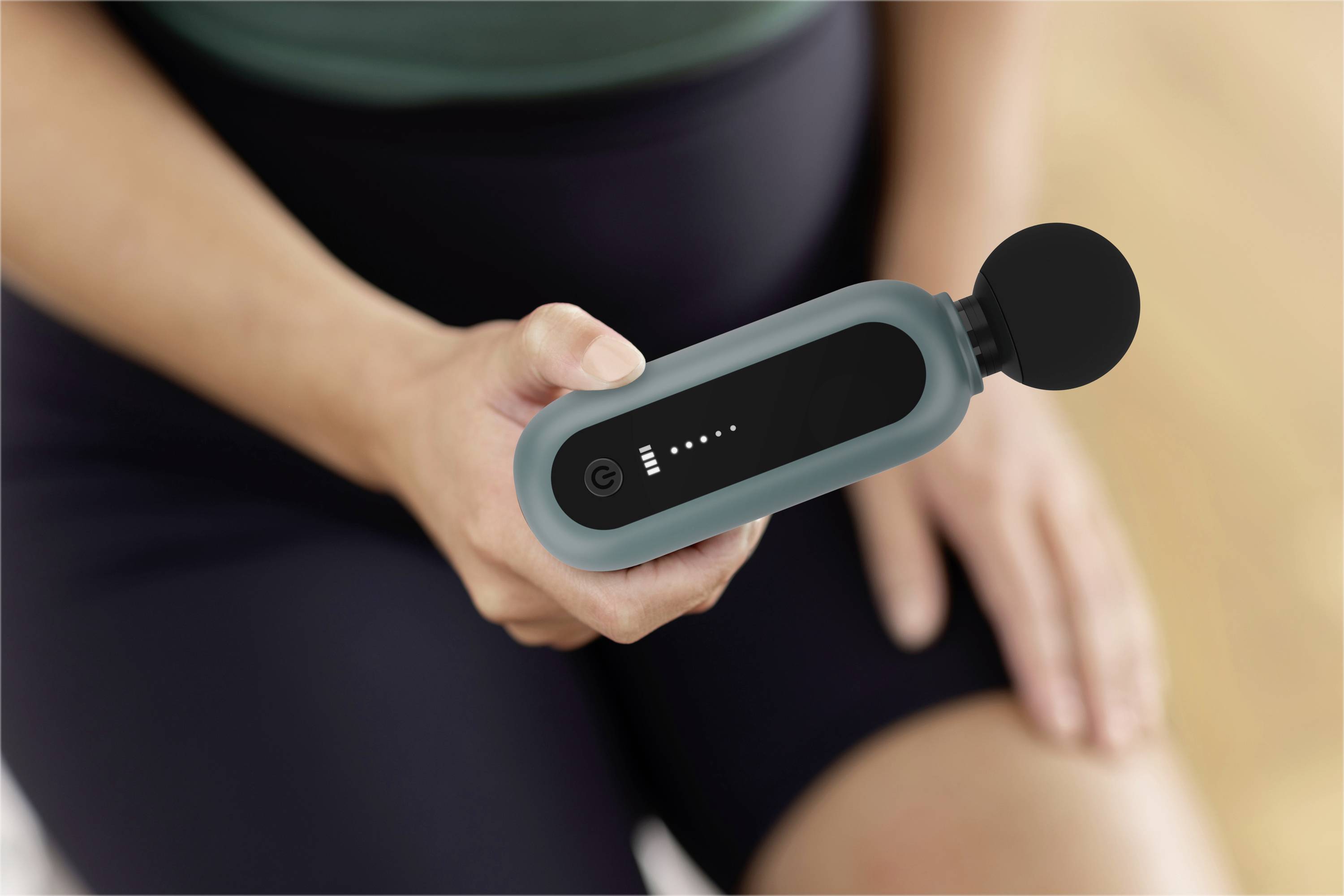 Medisana MG 200 Massagepistole Grau-Grün