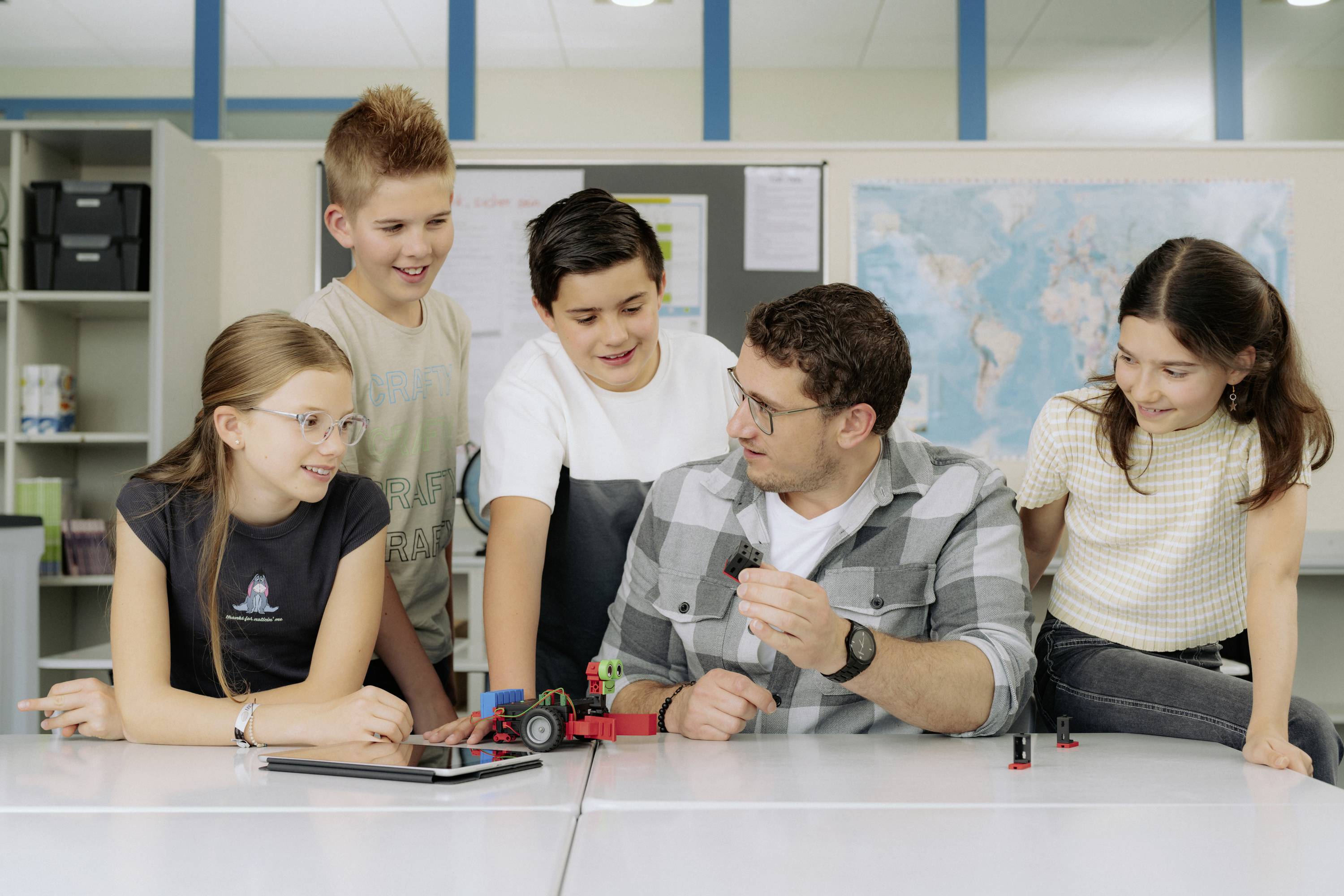 Fischertechnik education 574721 STEM Coding Max No Battery Experimentierkasten