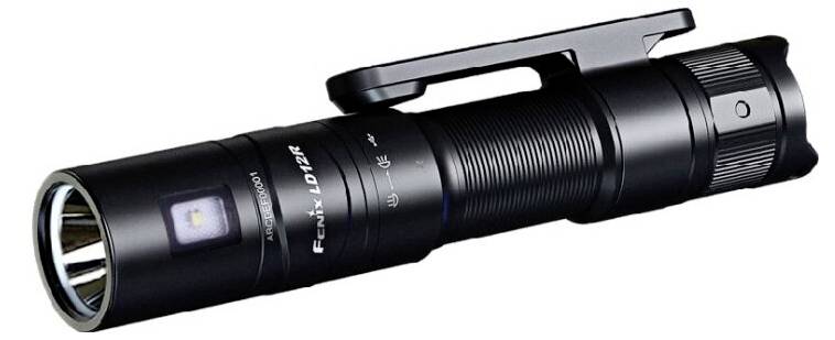 Fenix Light LD12R LED Taschenlampe Li-Ionen Akkus oder batteriebetrieben 600lm 74g
