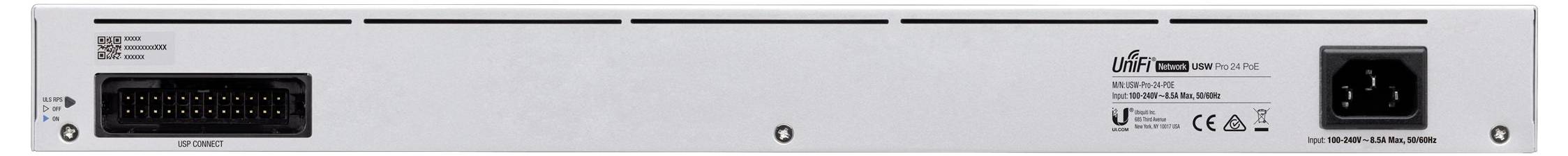 Rückseite eines elektronischen Geräts mit SCART-Anschluss und Netzkabelanschluss. Enthält technische Spezifikationen und Prüfzeichen.
