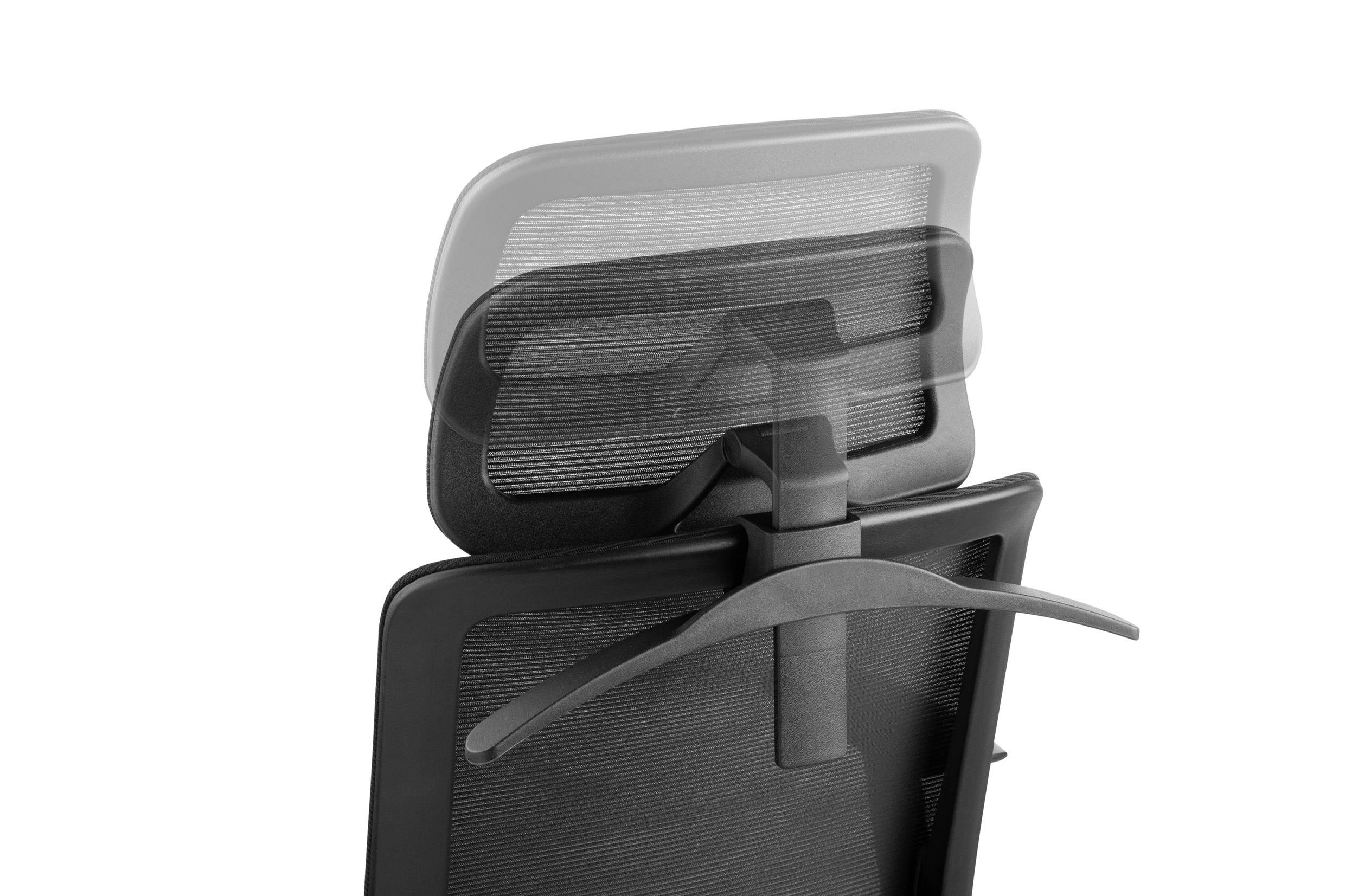 Ergonomischer Bürostuhl mit verstellbarer Kopfstütze und Kleiderbügel, aus schwarzem Netzstoff, Ansicht von hinten.
