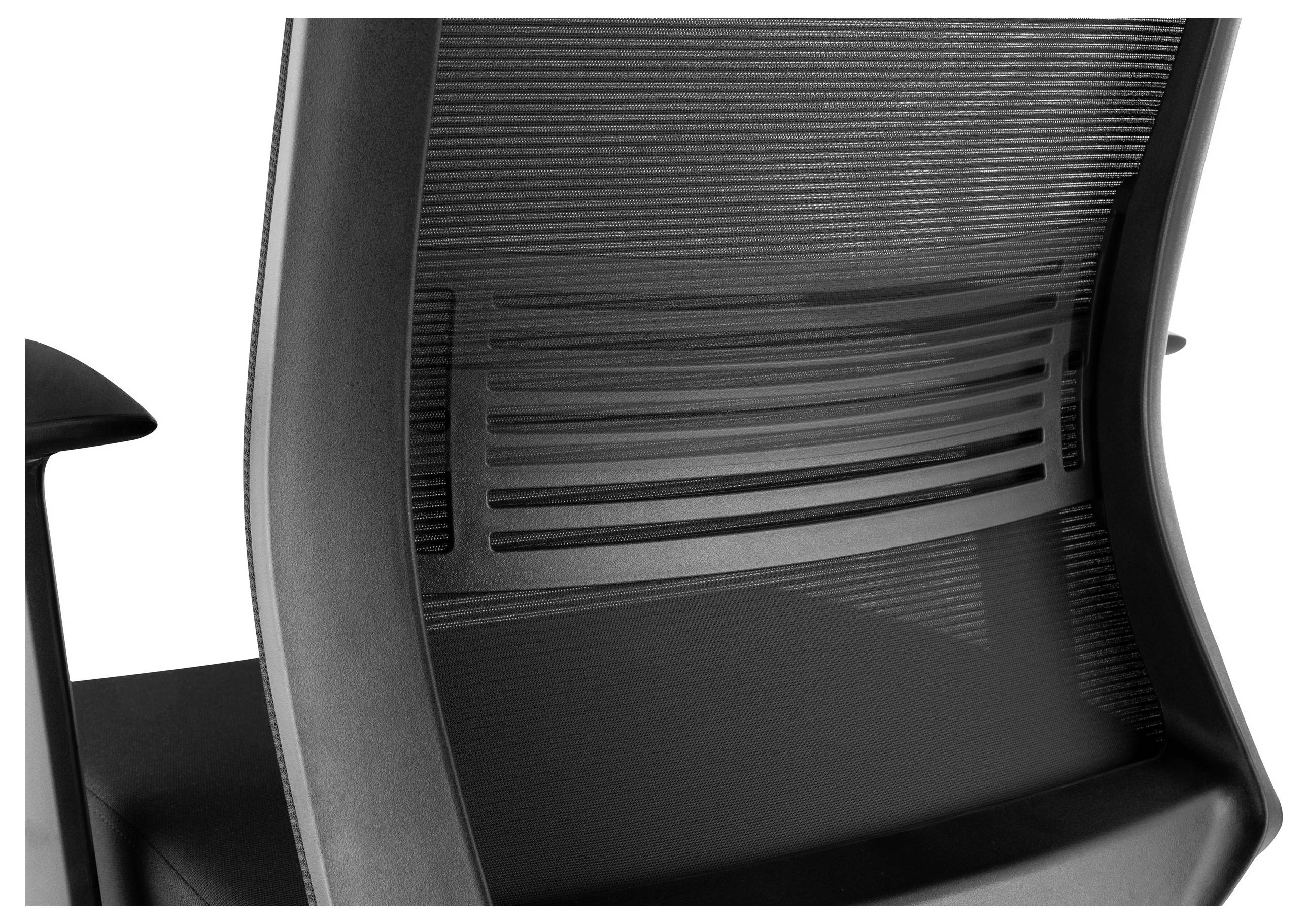 Schwarzer Bürostuhl mit ergonomischer Rückenlehne und Netzdesign, das Belüftung und Unterstützung bietet.