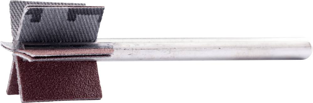 Ein Schleifwerkzeug mit rechteckigen, körnigen Schleifblättern an einem Metallstab zur Oberflächenbearbeitung.