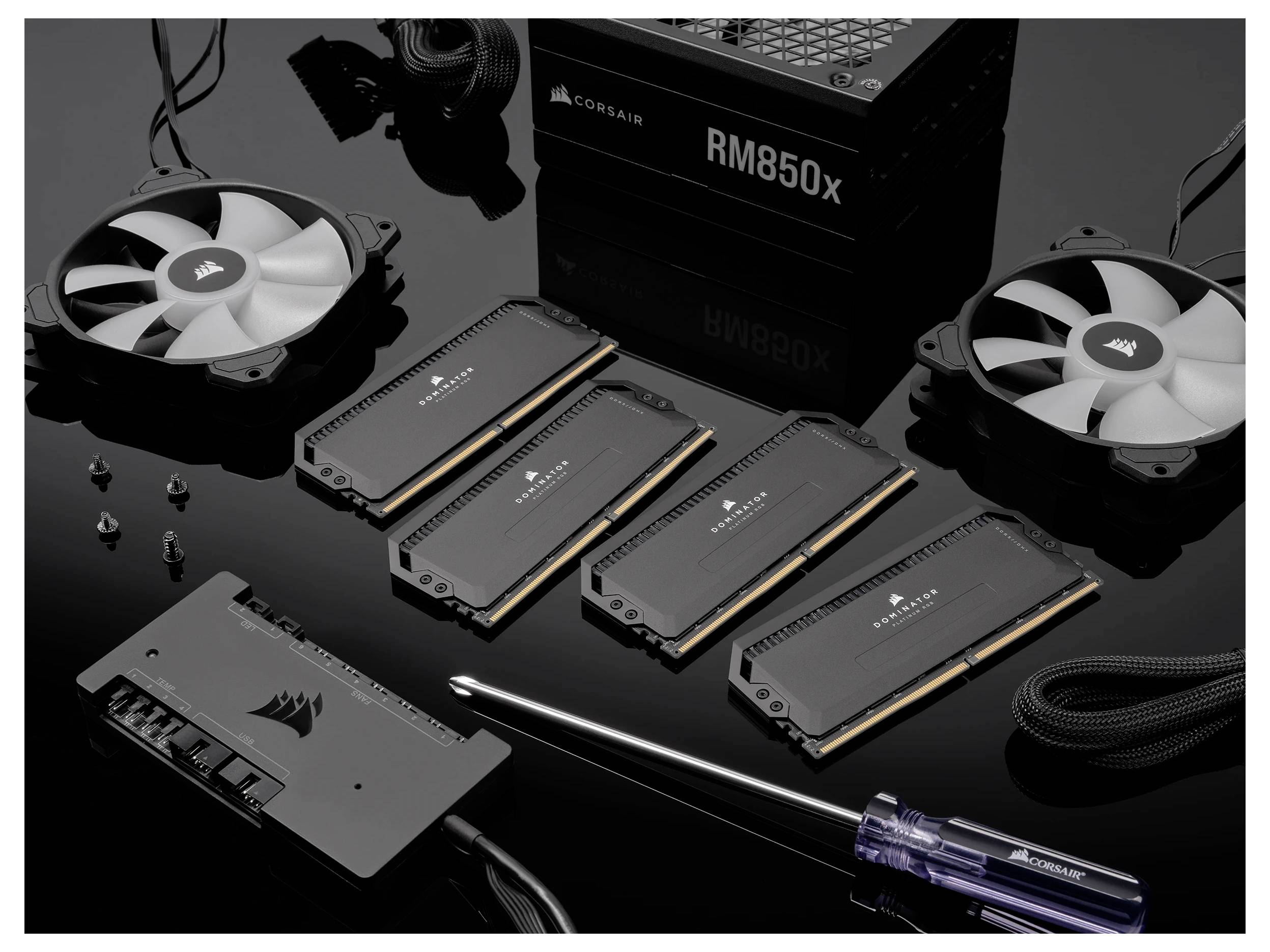 Corsair CMT64GX5M2B6800C40 PC-Arbeitsspeicher Modul DDR5 64GB 2 x 32GB 6800MHz 288pin DIMM CL40 CMT64GX5M2B6800C40