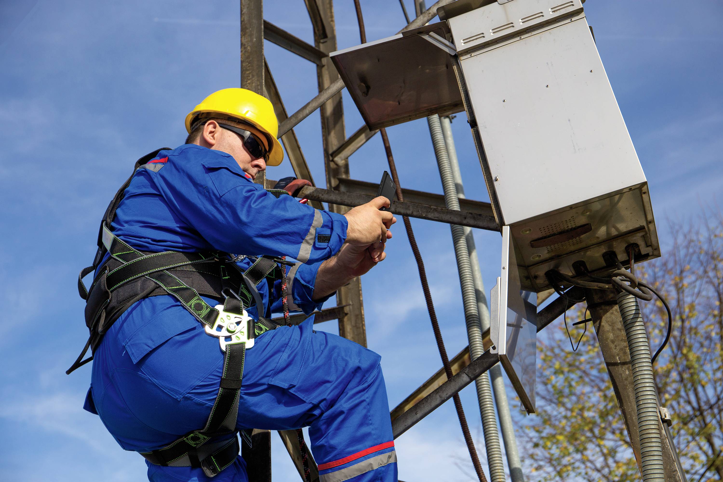 Sonim XP10 5G 128 GB EU-Ware 128 GB Schwarz 14 cm (5.5 Zoll) Outdoor Smartphone