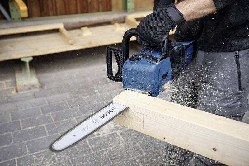 Bosch Professional GKE 18V-40 Akku Akku-Kettensäge Schwertlänge 360mm