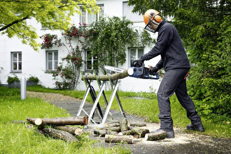 Bosch Professional GKE 18V-40 Akku Akku-Kettensäge Schwertlänge 360mm