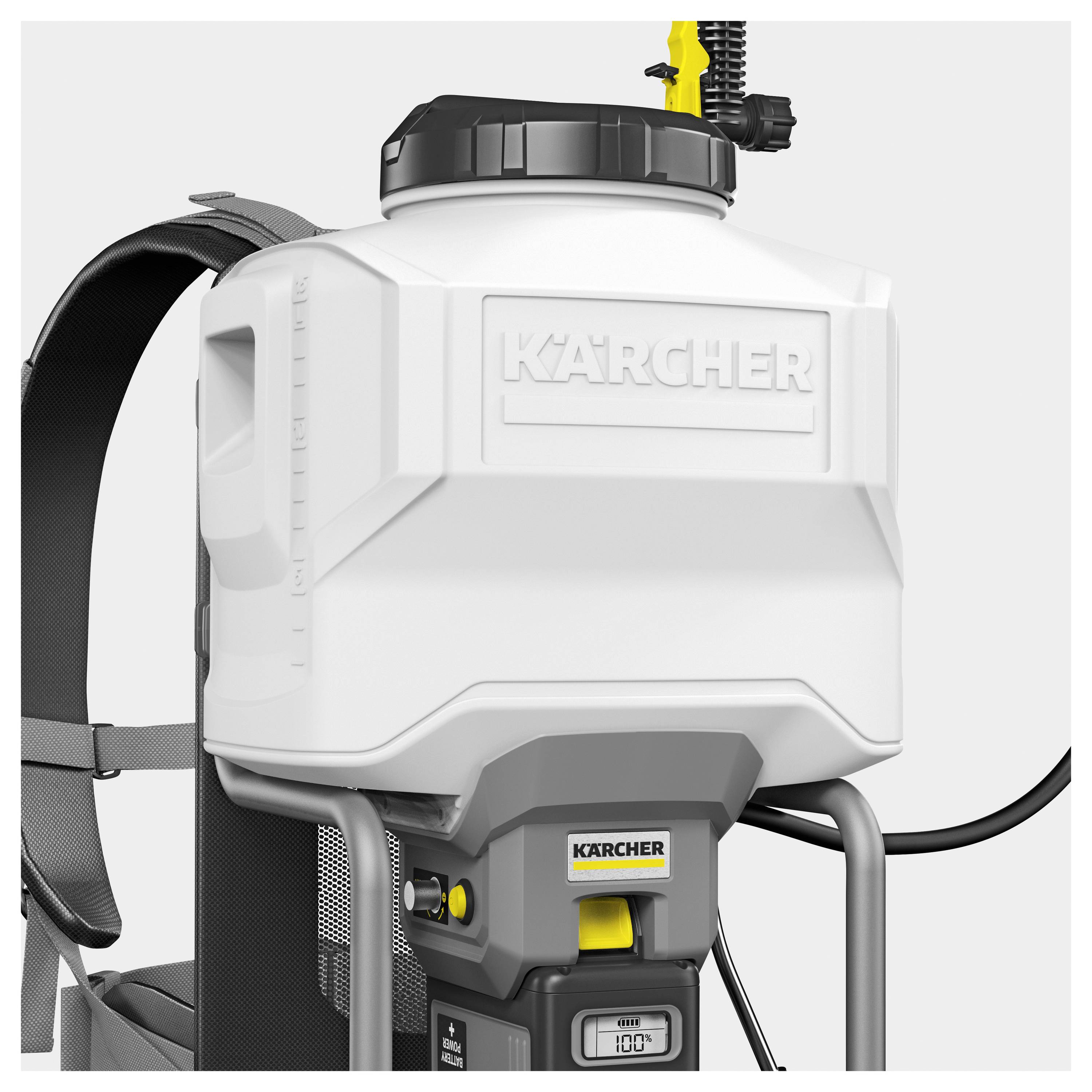 Ein weißes Kärcher-Sprühgerät mit Rückentragegurt und Bedienelementen. Es ist für den mobilen Einsatz zur Reinigung konzipiert.
