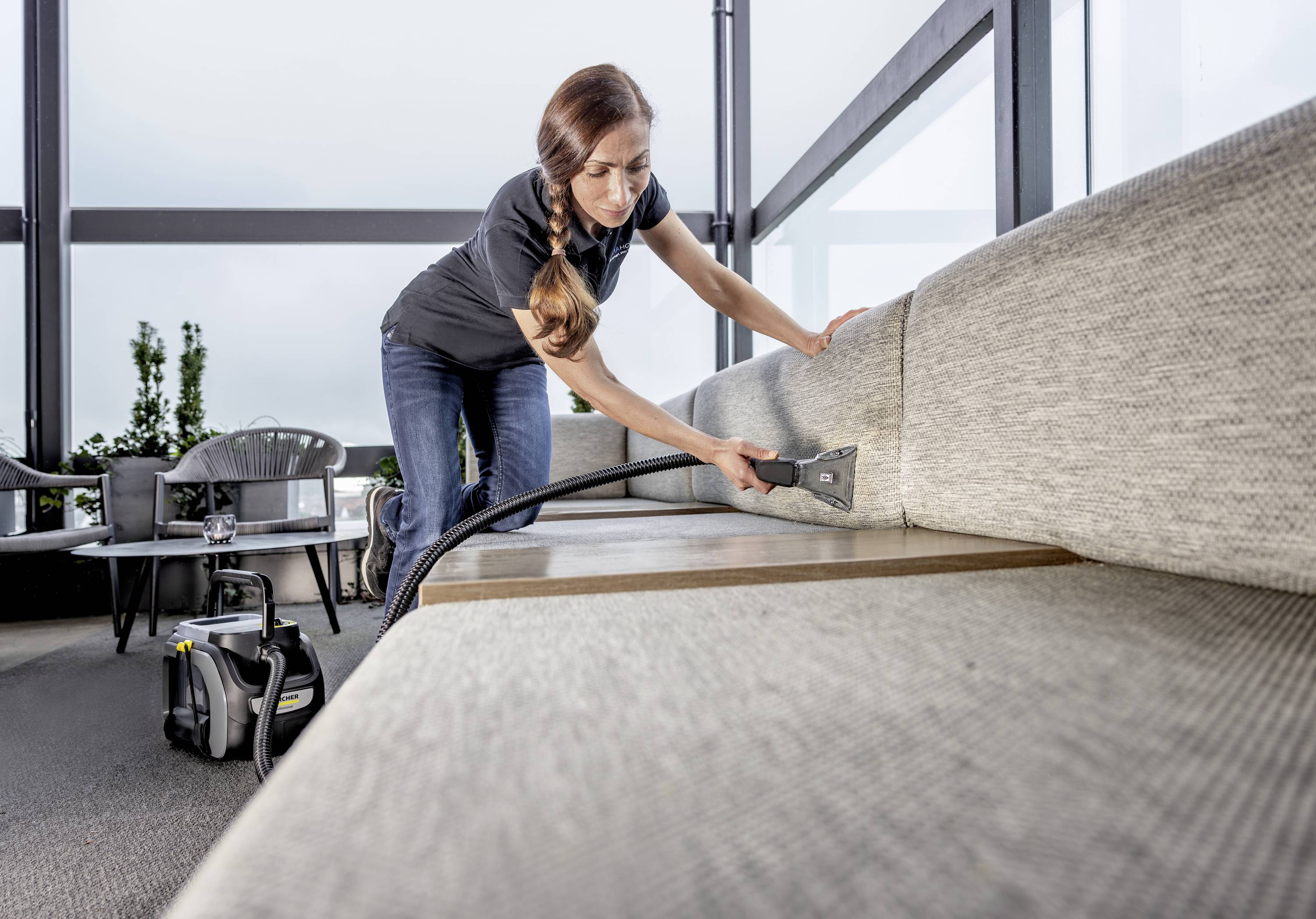 Kärcher Professional Puzzi 2/1 Bp 1.101-750.0 Nass-/Trockensauger 350W ohne Akku, ohne Ladegerät