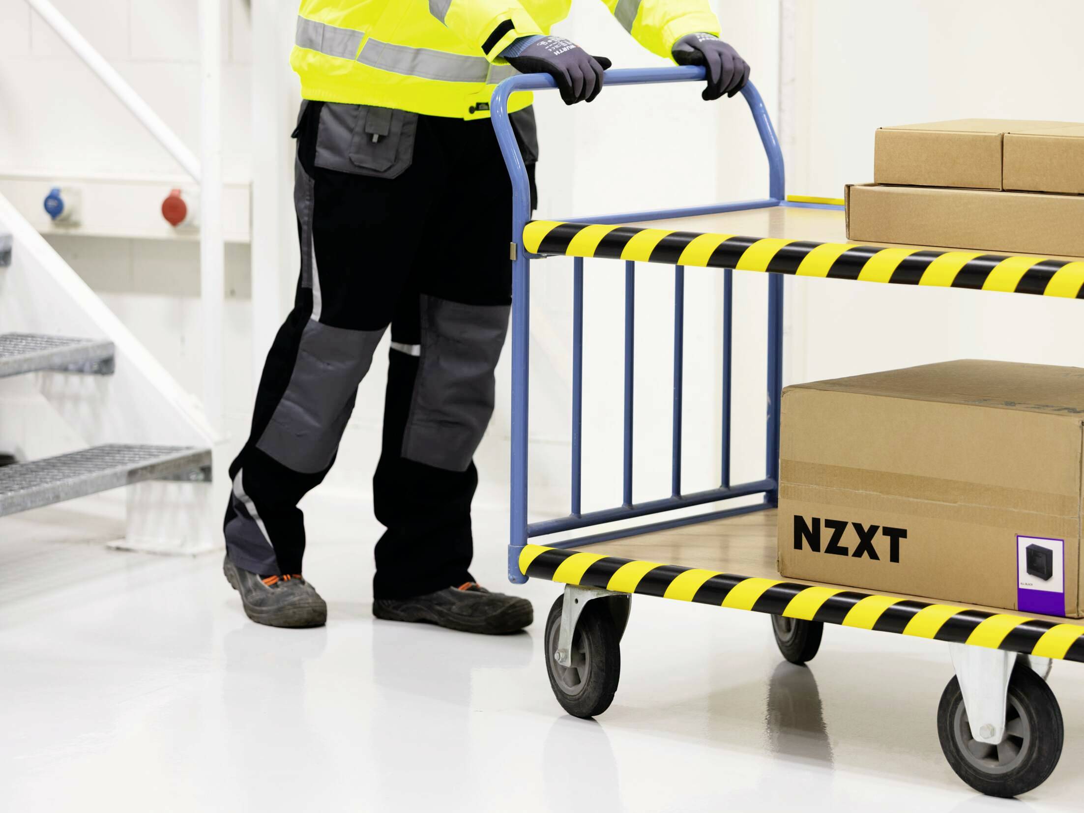 Durable 1115130 Rohrschutz Schwarz, Gelb (L x B x H) 1000 x 50 x 25mm