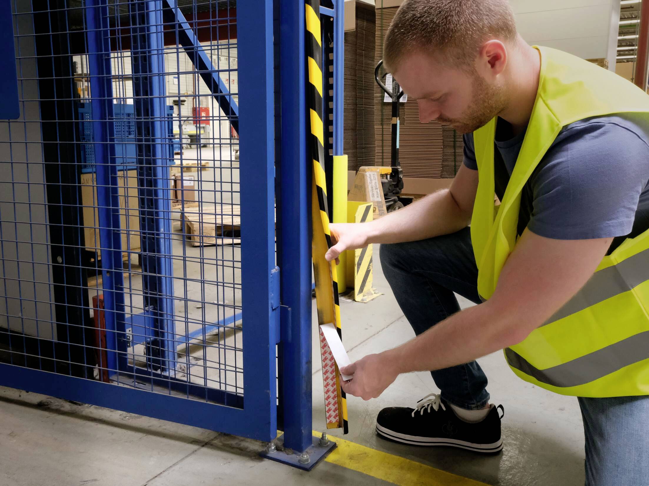 Durable 1102130 Eckschutz Schwarz, Gelb (L x B x H) 1000 x 47 x 47mm