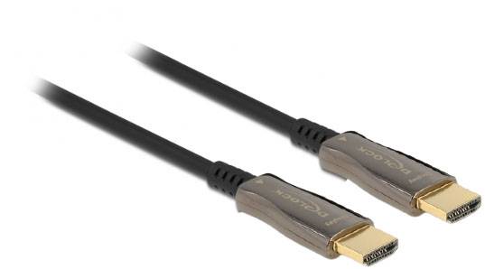 Zwei schwarze HDMI-Kabel mit goldenen Steckern, liegen parallel nebeneinander.
