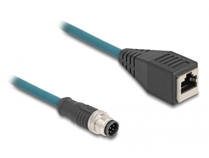 Ein Ethernet-Kabel mit RJ45-Anschluss verbindet sich mit einem industriellen M12-Stecker, geeignet für raue Umgebungen.