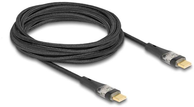 Ein langes schwarzes USB-Kabel mit goldenen Anschlüssen, geeignet für Datenübertragung und Laden elektronischer Geräte.
