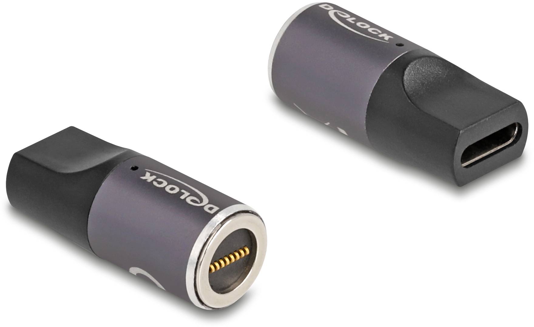 Zwei schwarze Adapter mit USB-C-Anschluss, einer zeigt die Buchsenseite, der andere die Steckerseite.