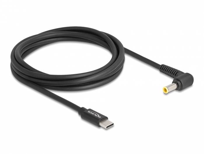 Ein schwarzes USB-C auf Gleichstrom-Adapterkabel, gewickelt, geeignet zur Stromversorgung von Geräten mit gelbem Rundstecker.