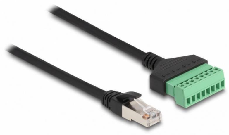 Schwarzes Kabel mit RJ45-Stecker und grünem Terminalblockstecker, beide für Netzwerk- und Datenverbindungen geeignet.