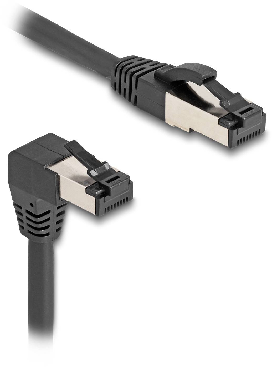 Ein schwarzes Ethernet-Kabel mit abgeschirmten Steckerenden. Oben im Bild ein Kabelanschluss, unten ein 90-Grad-Winkelstecker.