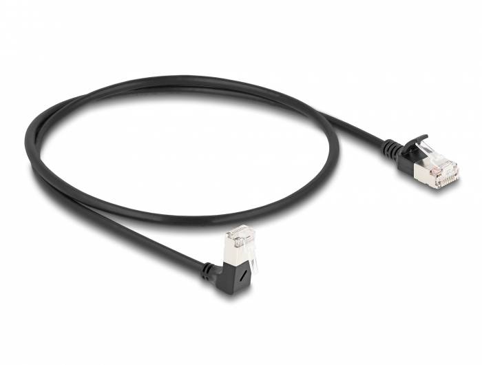 Ein schwarzes Ethernet-Kabel mit RJ45-Steckern an beiden Enden, geeignet für Netzwerkverbindungen.