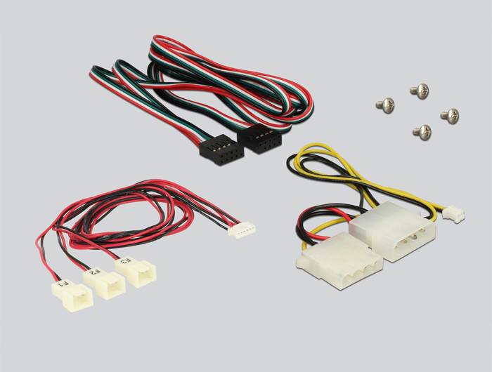 Verschiedene Kabel und Steckverbindungen auf grauem Hintergrund, einschließlich Schrauben und mehrfarbiger Kabelstränge.