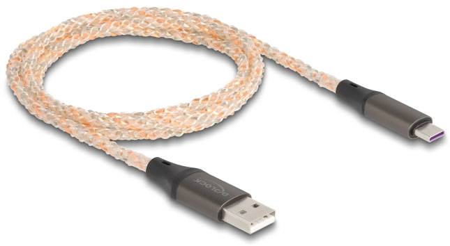 Ein geflochtenes USB-C-zu-USB-A-Kabel, beige und robust, geeignet zum Laden und Datentransfer.