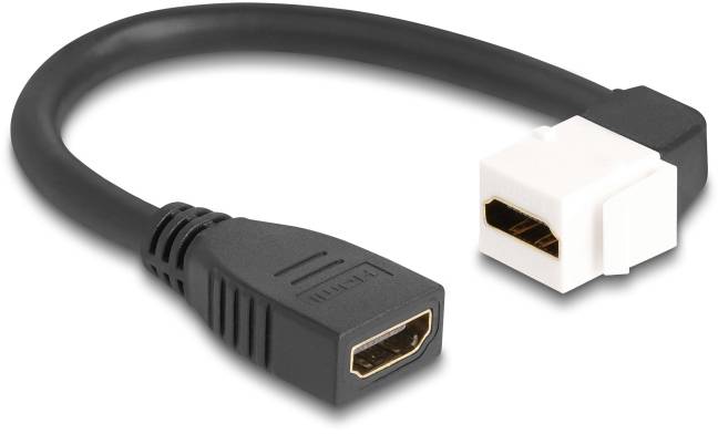 Ein schwarzes HDMI-Verlängerungskabel mit Standardstecker am einen und z-förmigem weißen Adapter am anderen Ende, auf weißem Hintergrund.