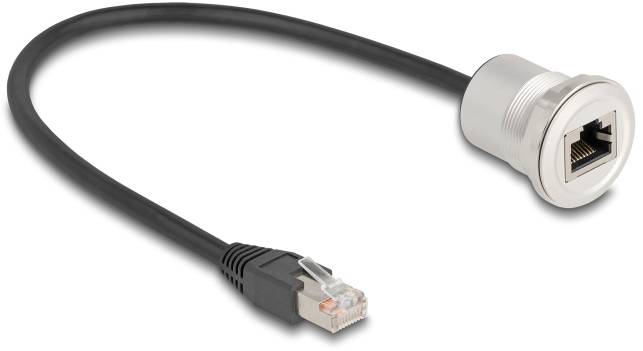 Ein Ethernet-Kabel mit einem weiblichen Anschluss an einem Ende und einem männlichen Stecker am anderen Ende. Es ist für Netzwerkverbindungen geeignet.