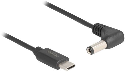Ein USB-C-Stecker ist mit einem Winkel-Gleichstromstecker verbunden.