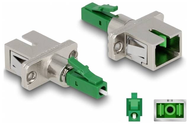 Steckverbinder LC/SC Hybridadapter, metallisches Gehäuse, eine grüne SC-Buchse und ein grüner LC-Stecker für Glasfaserkabel.