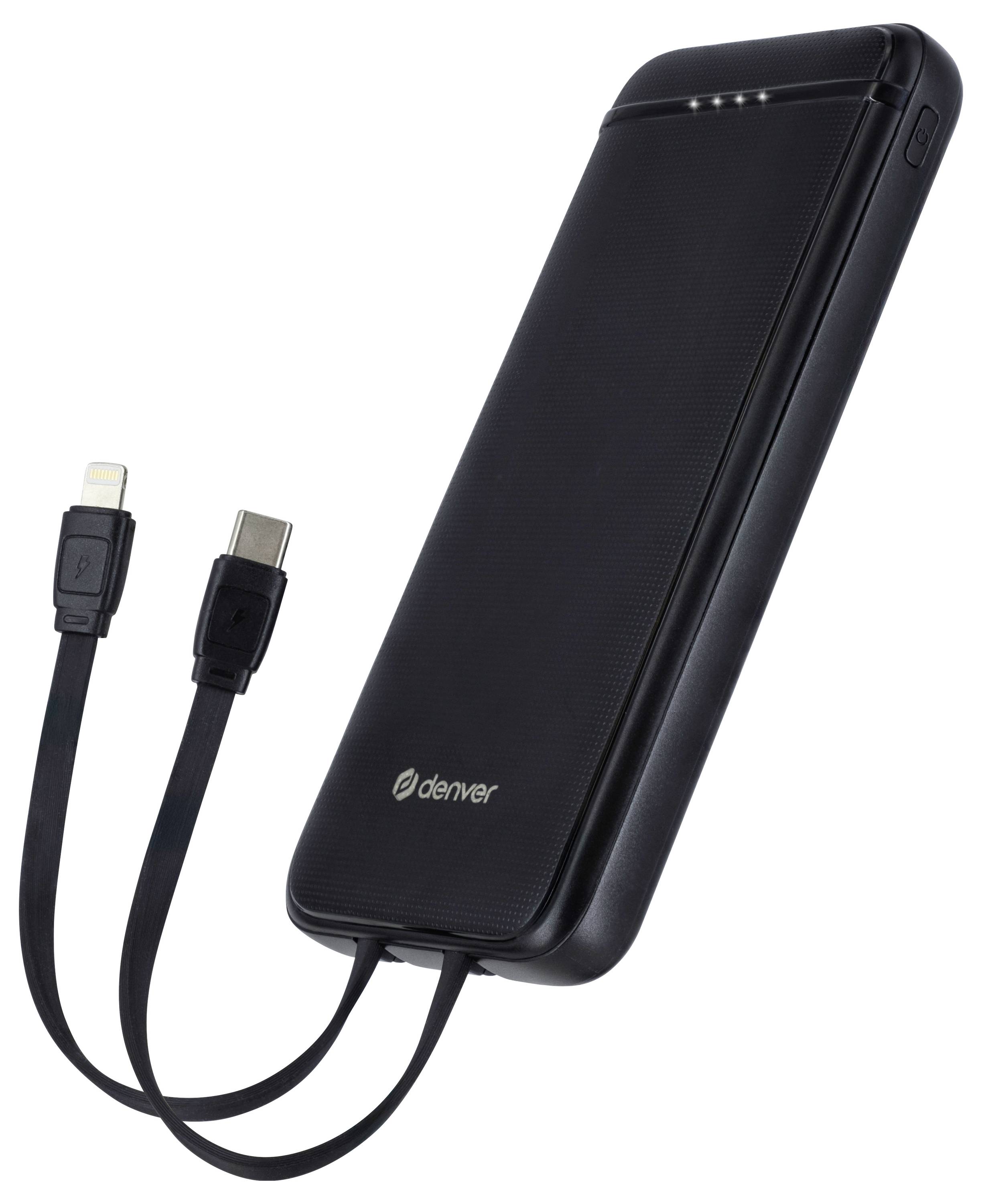 Schwarze Powerbank von Denver mit zwei integrierten Kabeln, einem mit Lightning-Anschluss und einem mit USB-C-Anschluss. Oben LEDs zur Ladeanzeige.