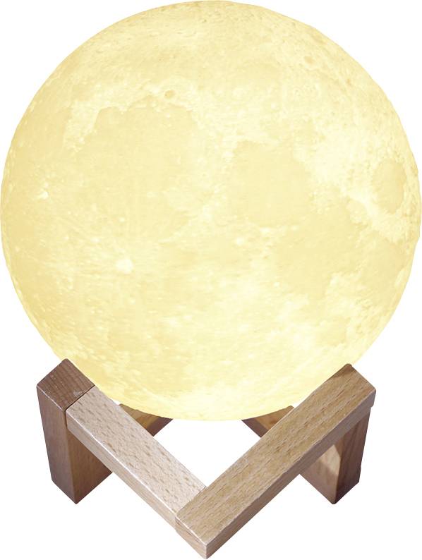 Ein runder Nachtlicht im Design des Mondes, leuchtend gelb, auf einem einfachen Holzständer.