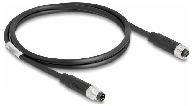 Schwarzes DMX-Kabel mit zwei Steckern an den Enden; dient zur Verbindung von Lichttechnikgeräten.